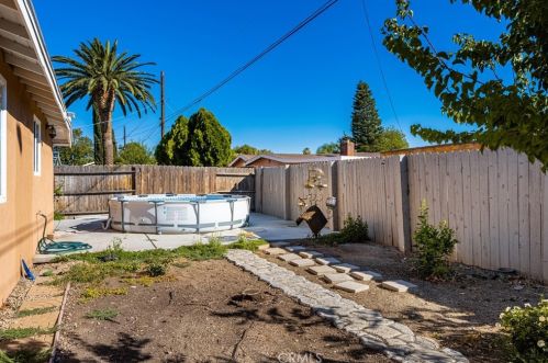 4106 Madrona Rd, Riverside CA  92504-2919 exterior