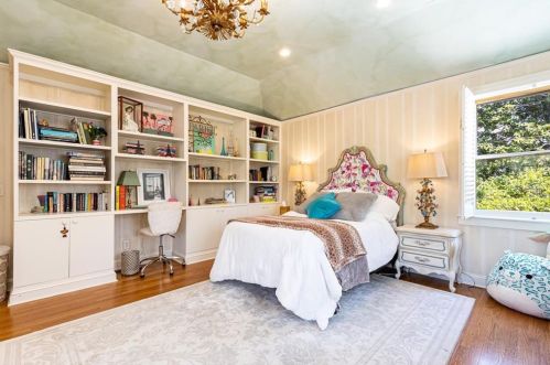 3119 Habersham Rd, Atlanta GA  30305-2939 exterior