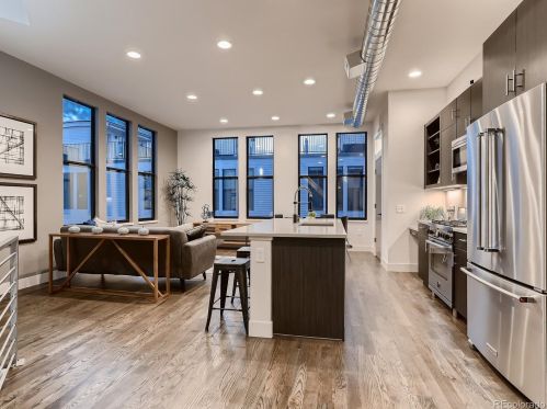 3321 Downing St, Denver, CO 80205-3973