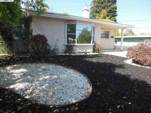 4182 Seven Hills Rd, Hayward, CA 94546-2249