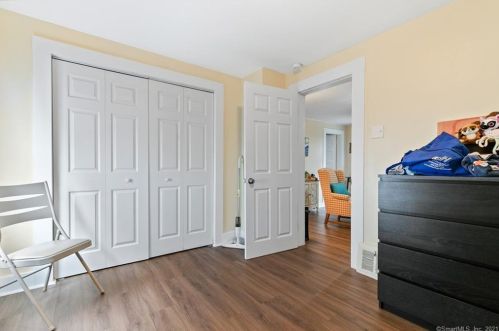 25 Geneva Ave, Wallingford CT  06492-3557 exterior
