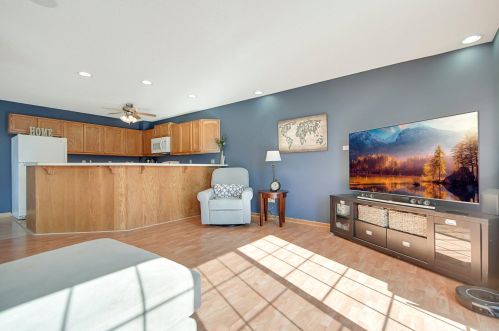 4941 Grenwich Ave, Saint Paul MN  55128-2058 exterior