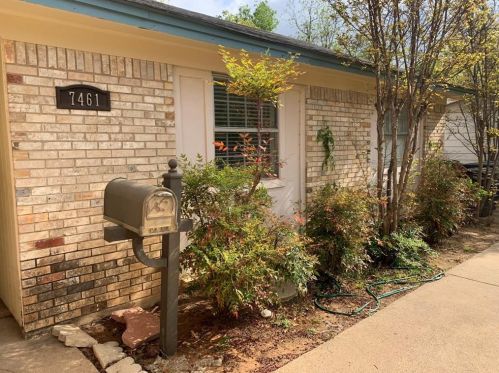 7461 Meadow Crest Dr, Fort Worth TX  76112 exterior
