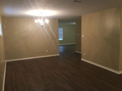 5021 Willow Point Dr, Conroe TX  77303-3078 exterior