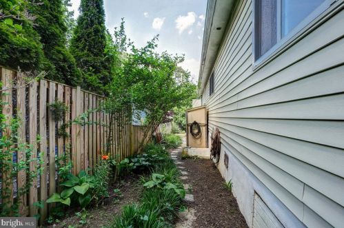 6510 Allegheny Ave, Silver Spring MD 20912-4678 exterior