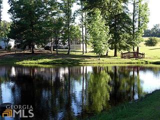 551 Sandefur Rd, Meansville, GA 30256-2311