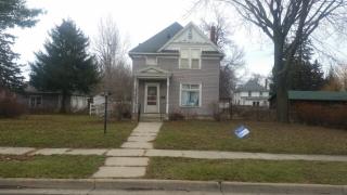 206 1st St, Hayfield, MN 55940-8820