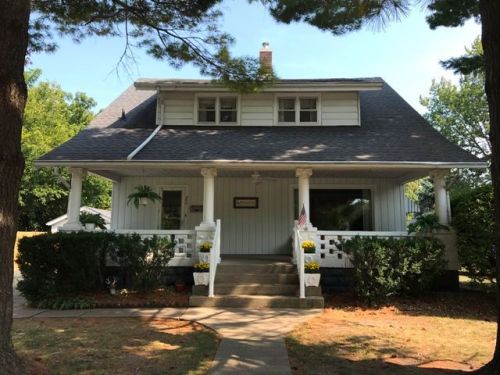 350 Cottage St, Kewanee, IL 61443-2731