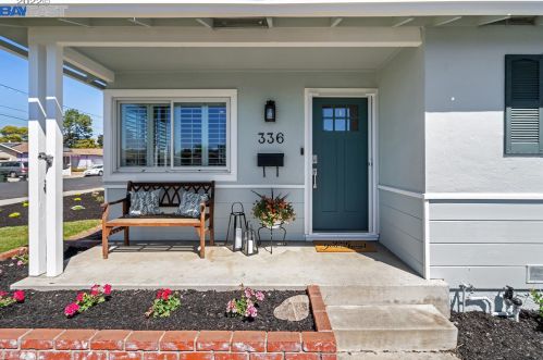 336 Jensen St, Livermore, CA 94550-3327