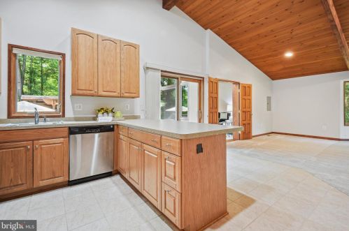 209 Bryants Nursery Rd, Silver Spring MD 20905-3840 exterior