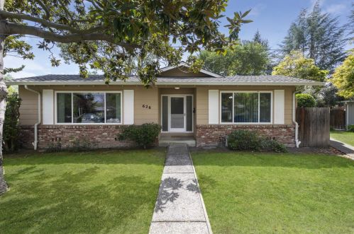 624 Keats Ct, Palo Alto, CA 94303-4732
