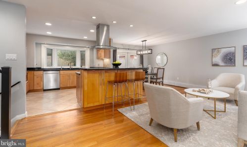 9712 Nassau Ln, Silver Spring MD  20901-2526 exterior