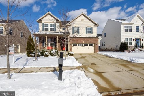 69 Eisentown Dr, Lovettsville, VA 20180-8545