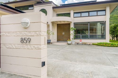 859 Hao St, Honolulu HI  96821-1620 exterior