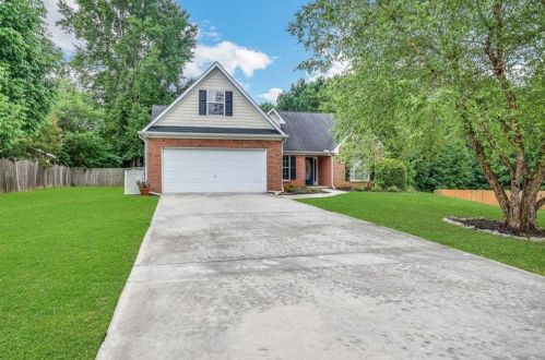 312 Lochmill Ct, Loganville, GA 30052-4959