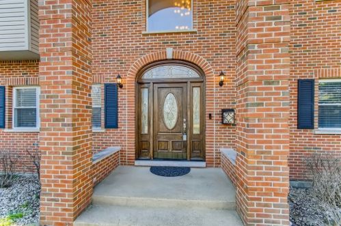 616 Elmdale Rd, Glenview, IL 60025-3902