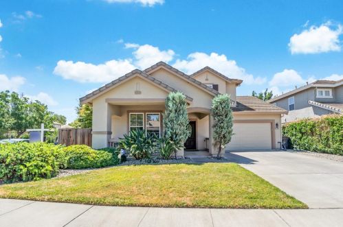 2435 Rodin Pl, Davis, CA 95618-7609