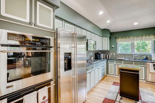 13857 Chenango Dr, Aurora CO 80015-3904 exterior