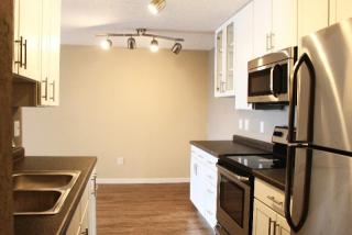 2015 Central Ave, Minneapolis MN  55418-4500 exterior