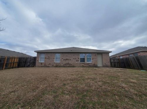 1315 Hayes St, Cedar Hill, TX 75104-8162