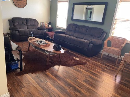 625 Meek Ave, Hayward, CA 94541-6425
