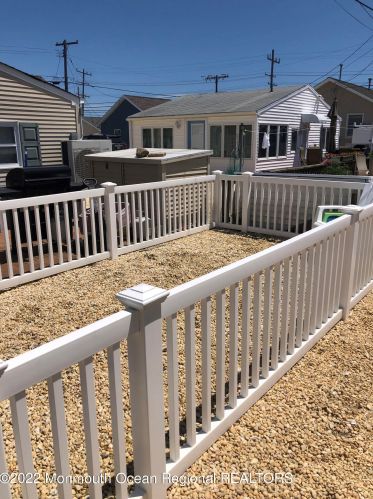 104 Amberjack Way, Lavallette NJ  08735-1203 exterior