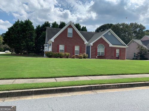 898 Rolling Meadows Dr, Loganville, GA 30052-5490