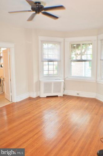 510 Manheim St, Philadelphia PA  19144-4704 exterior