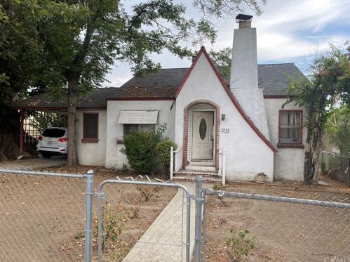 2534 Casitas Ave, Altadena, CA 91001-5204