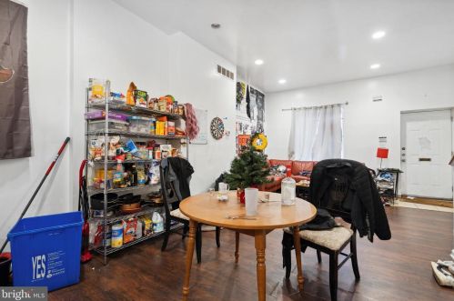 1910 17th St, Philadelphia, PA 19121-3316
