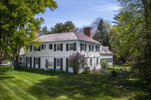 246 Old Black Pt Rd, Niantic CT  06357-2814 exterior