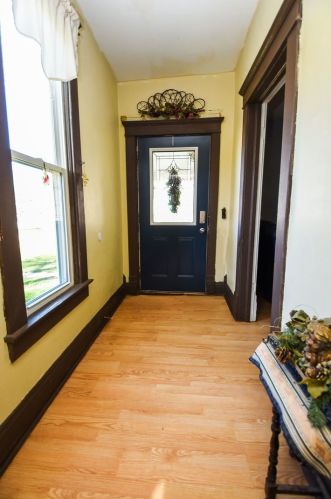 916 Douglas Ave, Nelson IL  61021-2639 exterior