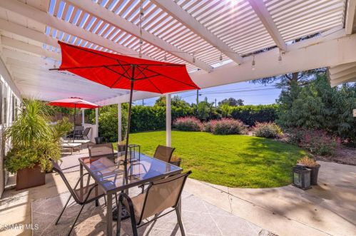 2690 Elizondo Ave, Simi Valley CA 93065-4615 exterior