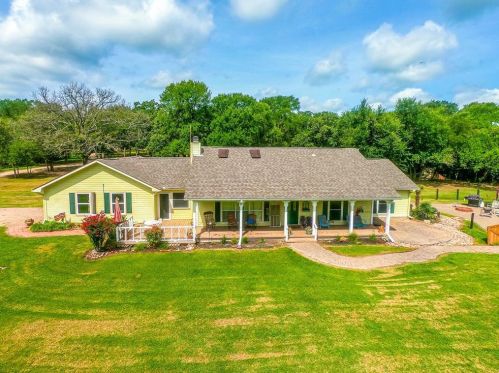 9060 County Road 2175, Corsicana, TX 75109-9702