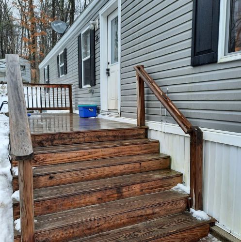 18 Edgewood Dr, Allenstown, NH 03275-2435