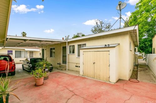 432 Ivy St, Glendale CA  91204-1027 exterior