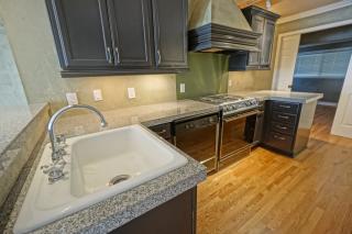 414 48th St, Seattle WA  98103-6412 exterior