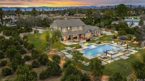 1862 Bradley St, Riverside CA 92504-5435 exterior