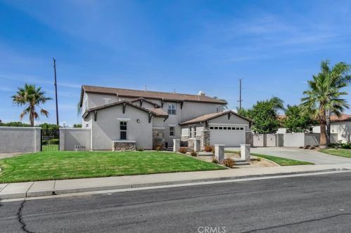 1191 Pamplona Dr, Riverside CA  92508-8724 exterior