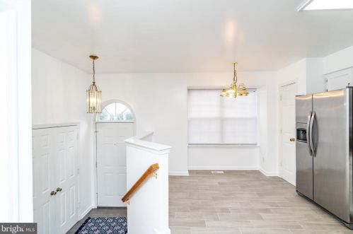 13482 Lock Loop, Woodbridge VA  22192-4448 exterior