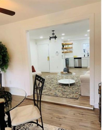 43 Monet Ct, Atlanta GA  30327-1042 exterior