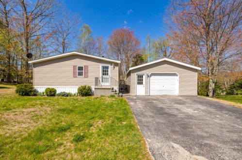 19 Hilltop Ct, Turner, ME 04282-4266