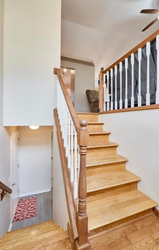 112 Fenton Park Ct, Fenton, MO 63026-7611