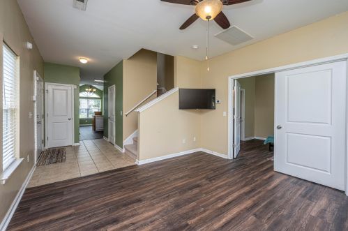 246 Grand Oaks Dr, Ladson, SC 29456-5005