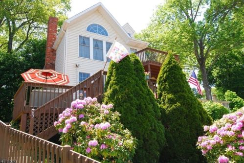 60 Koclas Dr, Netcong, NJ 07857-1232