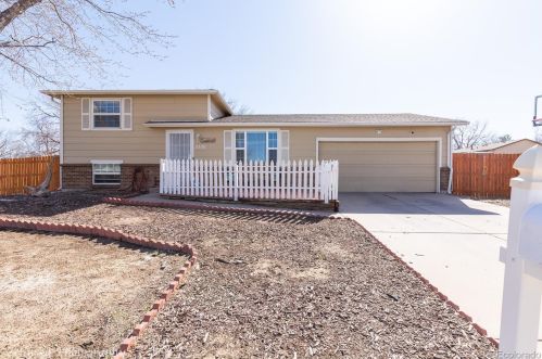 3306 Hannibal St, Denver, CO 80013-1747