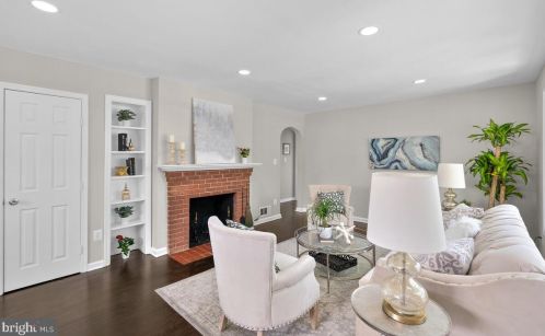 2424 Homestead Dr, Silver Spring MD  20902-4950 exterior