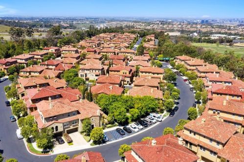 46 Gingerwood, Irvine CA  92603-0114 exterior