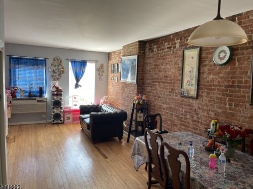 6-16 Blackwell St, Dover NJ  07801-4664 exterior