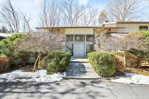 125 Musket Ridge Rd, Wilton, CT 06897-3832